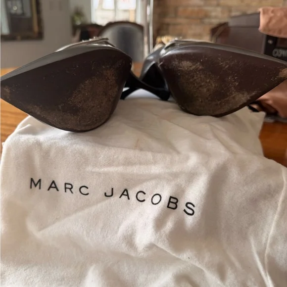 Marc Jacobs metallic silver leather pumps - Picture 4 of 4